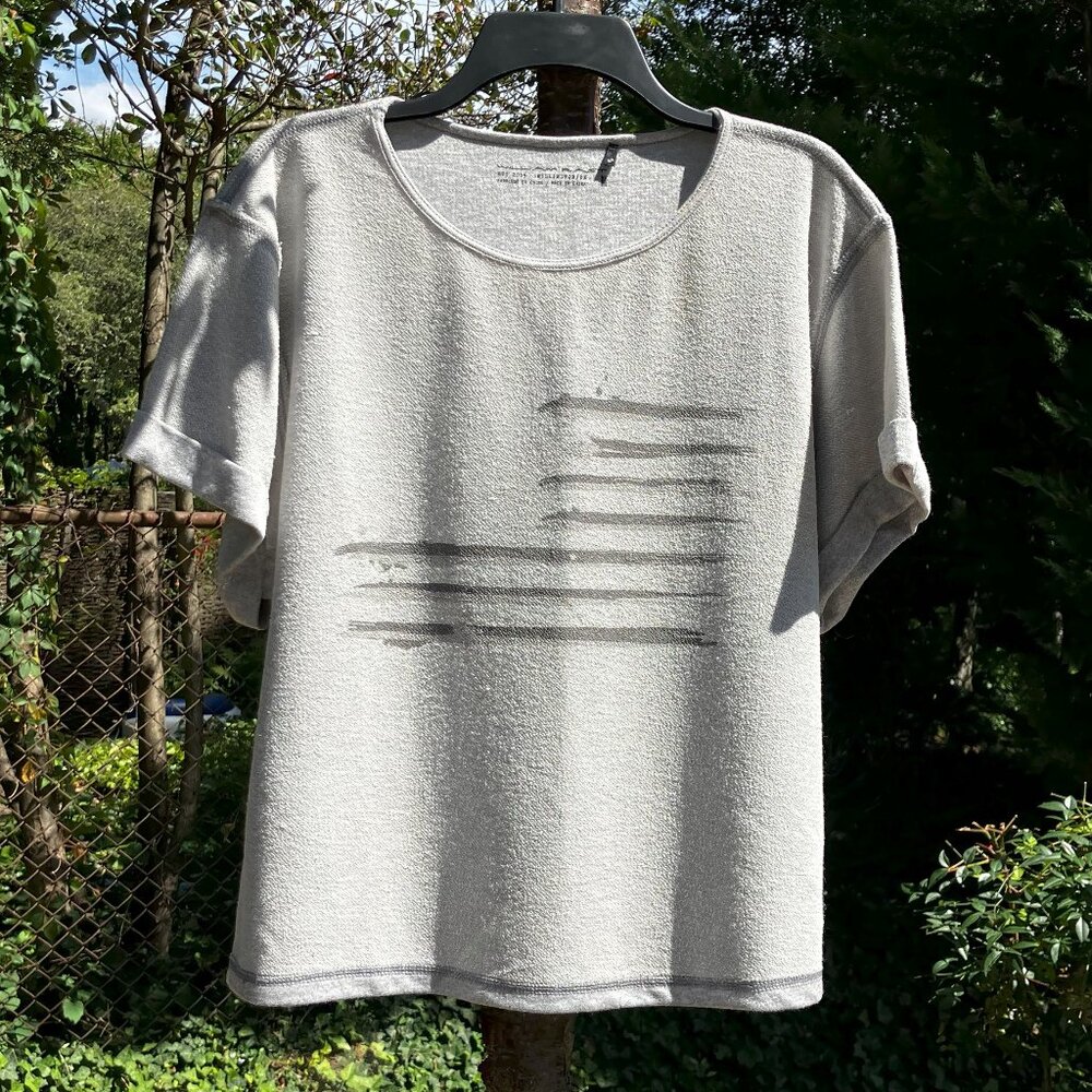 William Rast Absract Flag Design Top - Medium - Picture 6 of 9